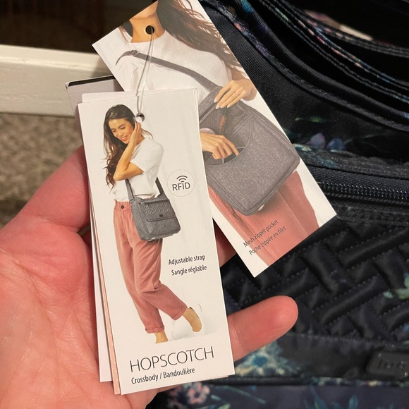 lug Bags Nwt Lug Hopscotch Bouquet Navy Kohls Exclusive Hard To